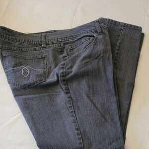 So brand grey washed juniors jeans straight leg